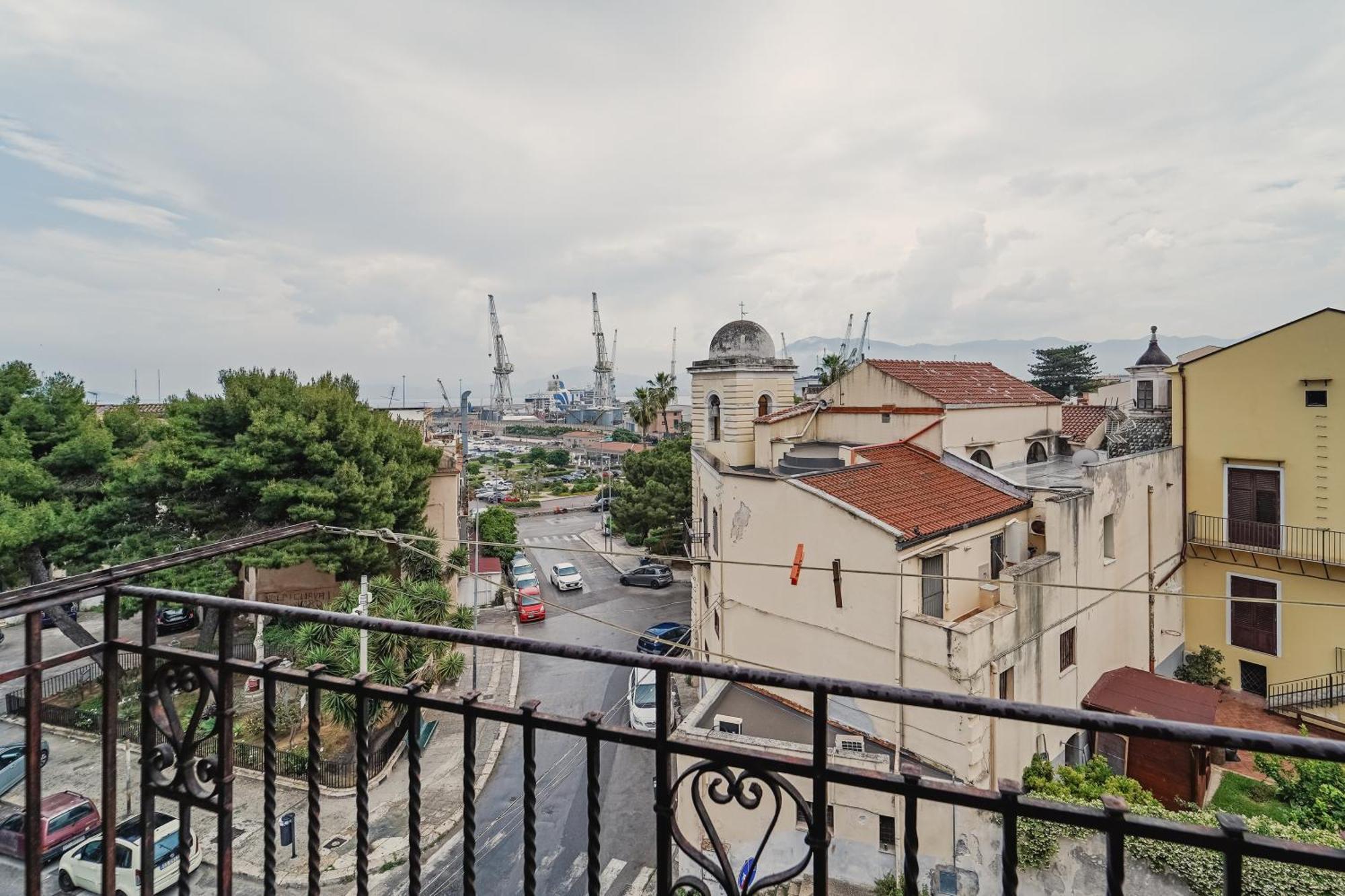 Igea Suite Free Wifi E 2 Min To Yacht Club Igea باليرمو المظهر الخارجي الصورة